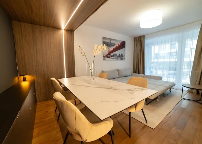 Storyland Lägenhetshotell Braşov